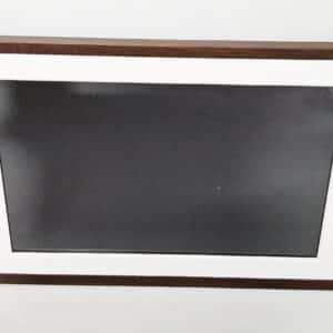 Unityj Uk Audio Video Frameo 10.1 WiFi Digital Photo White Wood 491